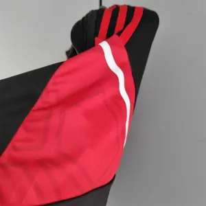 22-23 Bayern training shorts redblack 1