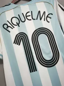 2006 Argentina home 3