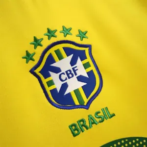 2004 Brazil home 19