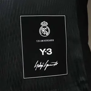 22-23 Real Madrid Y3 player version 3