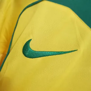 2004 Brazil home 24