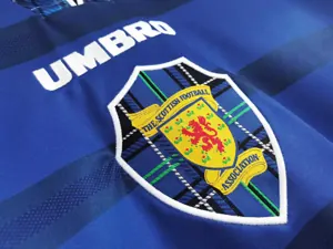 98-00 Scotland home 9