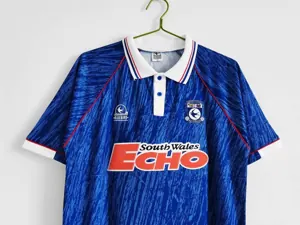 92-93 Cardiff City home 3
