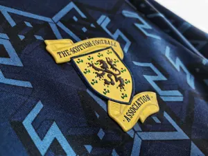 92-93 Scotland home 5