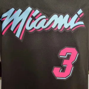 WADE #3 Miami Heat V-neck black 2
