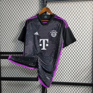 23-24 Bayern away 6