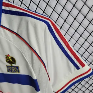 1998 France away white 11