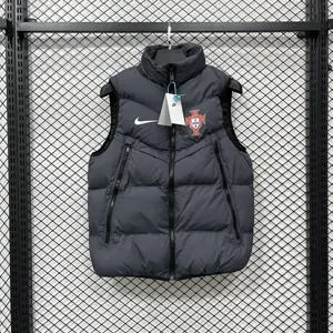 25-26 Portugal Vest Kit Soccer Windbreaker AAAAJersey Supply Yupoo 1
