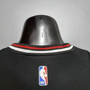 LAVINE#8 Chicago Bulls Black 4