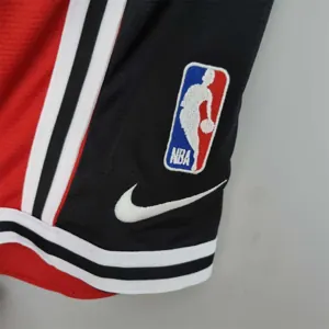 2022 Chicago Bulls NBA US Training Shorts Red Black 2