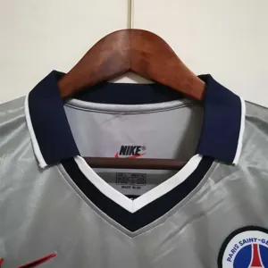 2000 PSG away grey 6