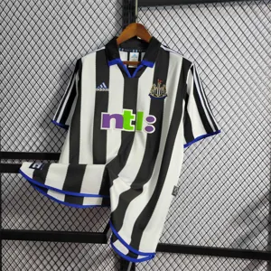 00-01 Newcastle home 8