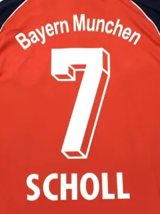 00-01 Bayern Munich Champions League home red 10