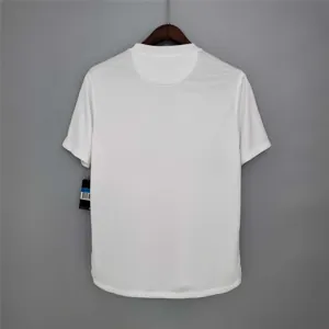 2012 Portugal away white 7