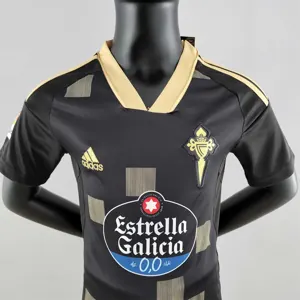22-23 Celta away kids kit 1