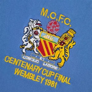 81-82 Manchester City home 3