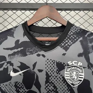 25-26 Sporting Lisbon Training Kit Football Uniform Black Shirt AAAAJersey Supply Yupoo 4
