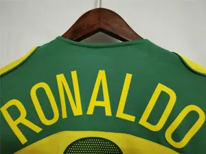 2004 Brazil home 2