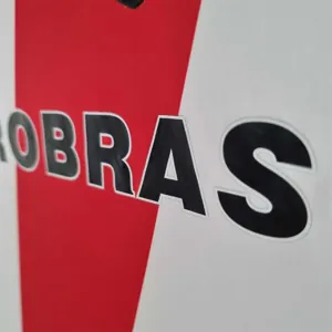 09-10 River Plate home 2