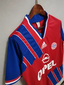 93-94 Bayern Munich home red blue 4