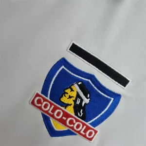 99 Colo-Colo home 8