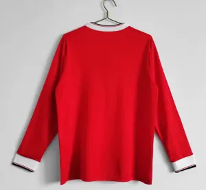 82-83 Manchester United home long sleeve 7
