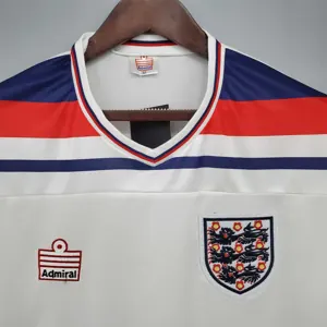 1982 England home 3