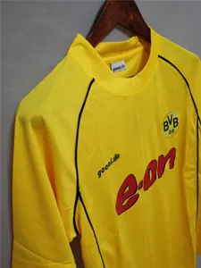02 Dortmund home yellow 6