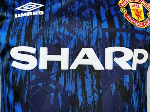92-93 Manchester United away long sleeve 8
