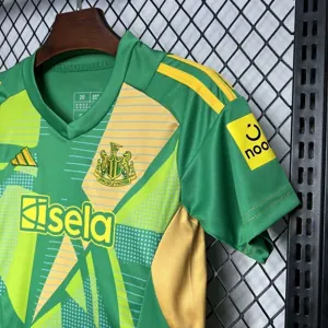 24-25 Newcastle First Goalkeeper Kid Kits Youth Apparels Football AAAAJersey Yupoo 3