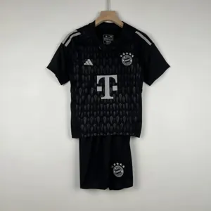 23-24 Kids Goalkeeper Bayern Munich Size 16-28