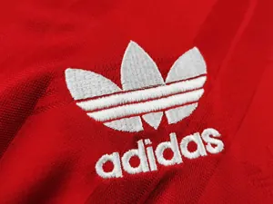 86-88 Manchester United home 5