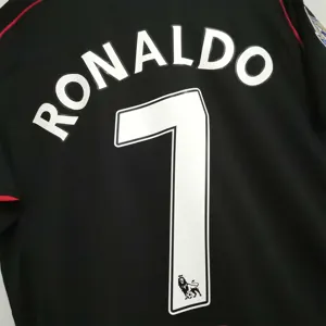 07-08 Manchester United away 5