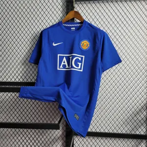 08-09 Manchester United away 8