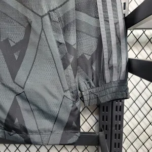 22-23 Arsenal Windbreaker Black 2