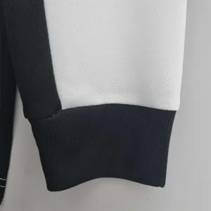 22-23 Colo-Colo home long sleeve 5