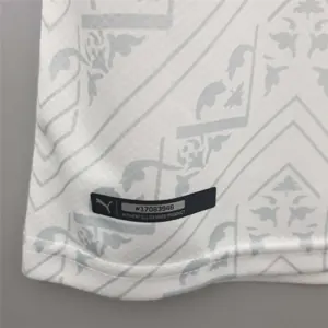 2020 Italy away white 9