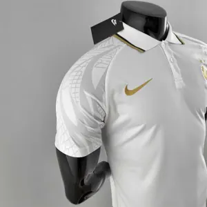2022 France white POLO 3