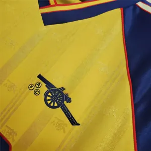 88-90 Arsenal away 2