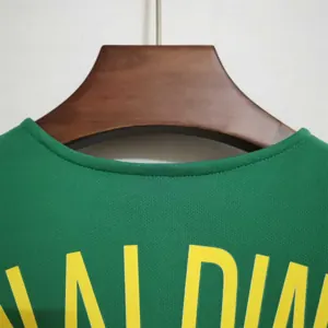 2004 Brazil home 6
