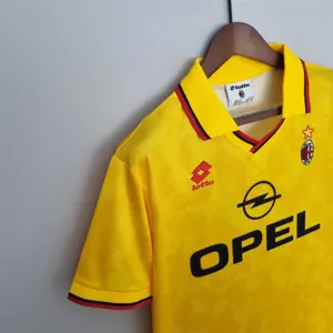 95-96 AC Milan away 3