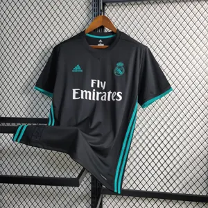 17-18 Real Madrid away 2
