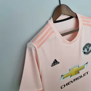18-19 Manchester United away 4