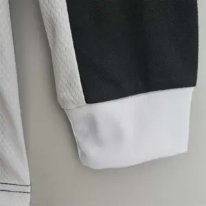 22-23 Colo-Colo away long sleeve 2