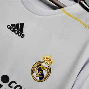 09-10 Real Madrid home - 4 5