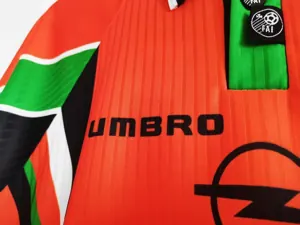 97-98 Ireland away 7