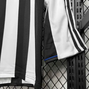 03-05 Newcastle United Home Retro Long Sleeve Kit Sport AAAAJersey Yupoo 3
