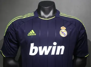 12-13 Real Madrid Away Retro Kit Vintage Player Version Sino Shirt AAAAJersey Dropship Yupoo 2