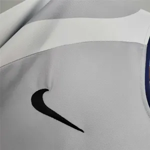 01-02 PSG away 7