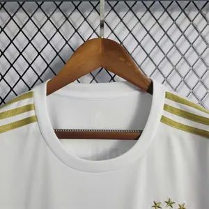 22-23 Bayern away 12
